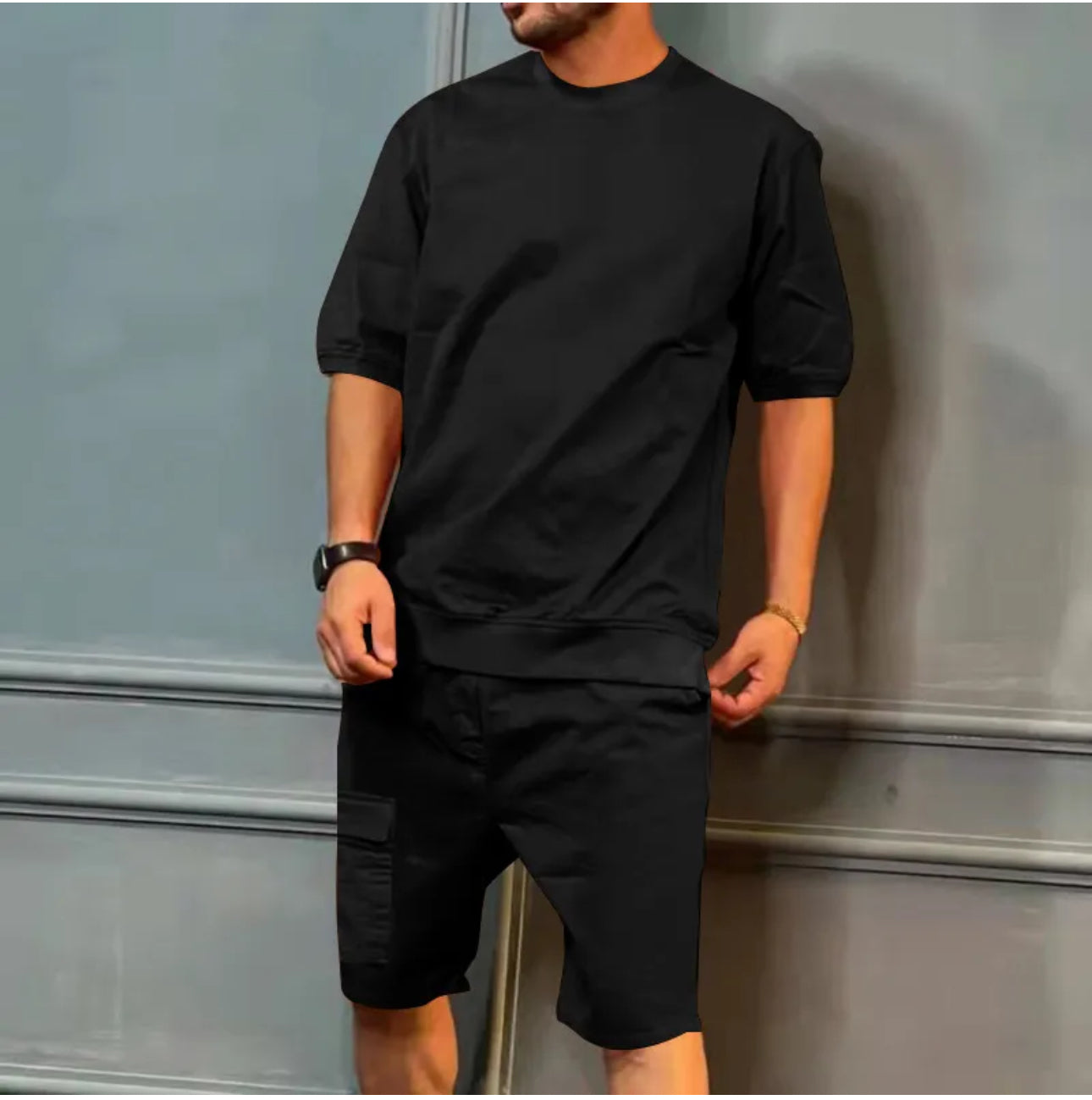 Mens T shirt and cargo shorts set